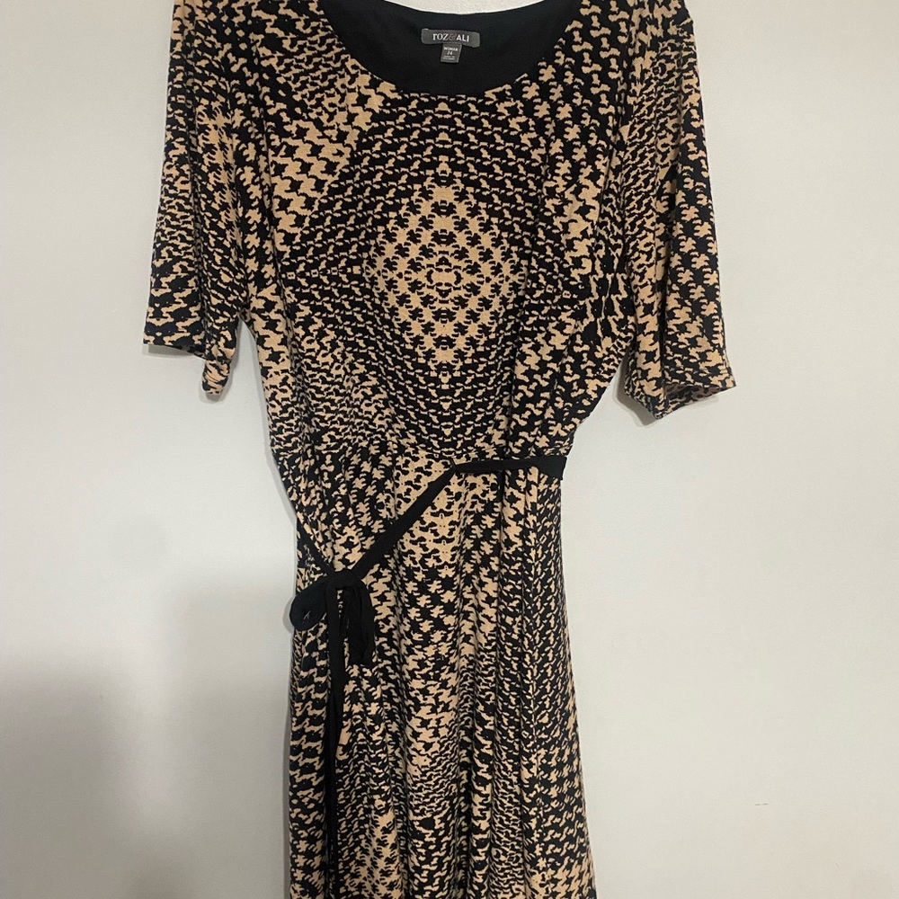 Women’s roz and Ali black and tan long short‎ sleeve dress size 24 3x